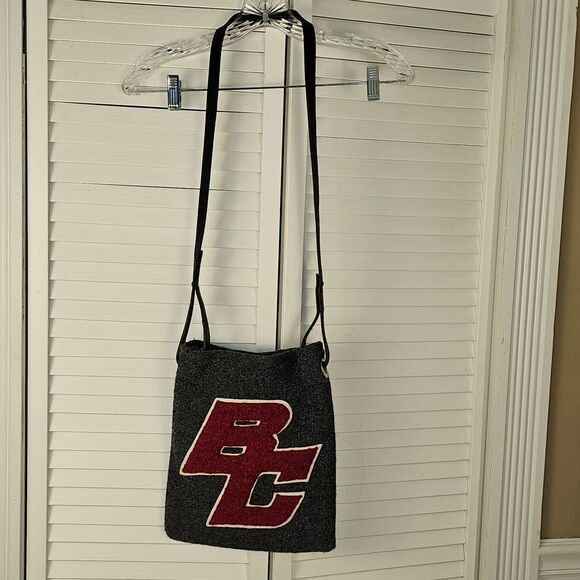 Wool You Be‎ Mine Womens Gray Boston College Purse Crossbody Bag